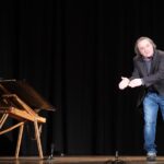 Natalino Balasso conclude la stagione teatrale “VIVA!” con una serata sold out